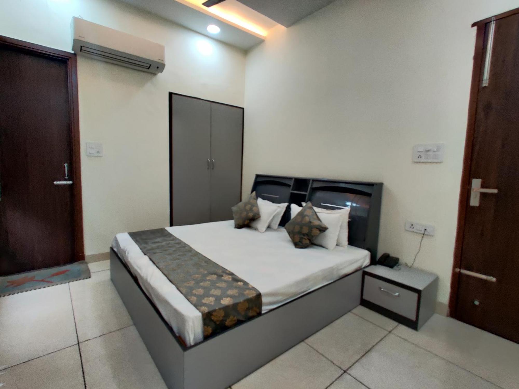 Himalya Boutique Home Stay Амритсар Екстериор снимка